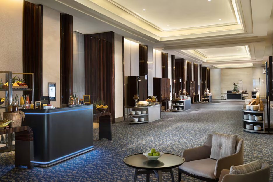 Chakri Raintree Skybar